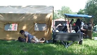 განებივრებული ქერა თ ...